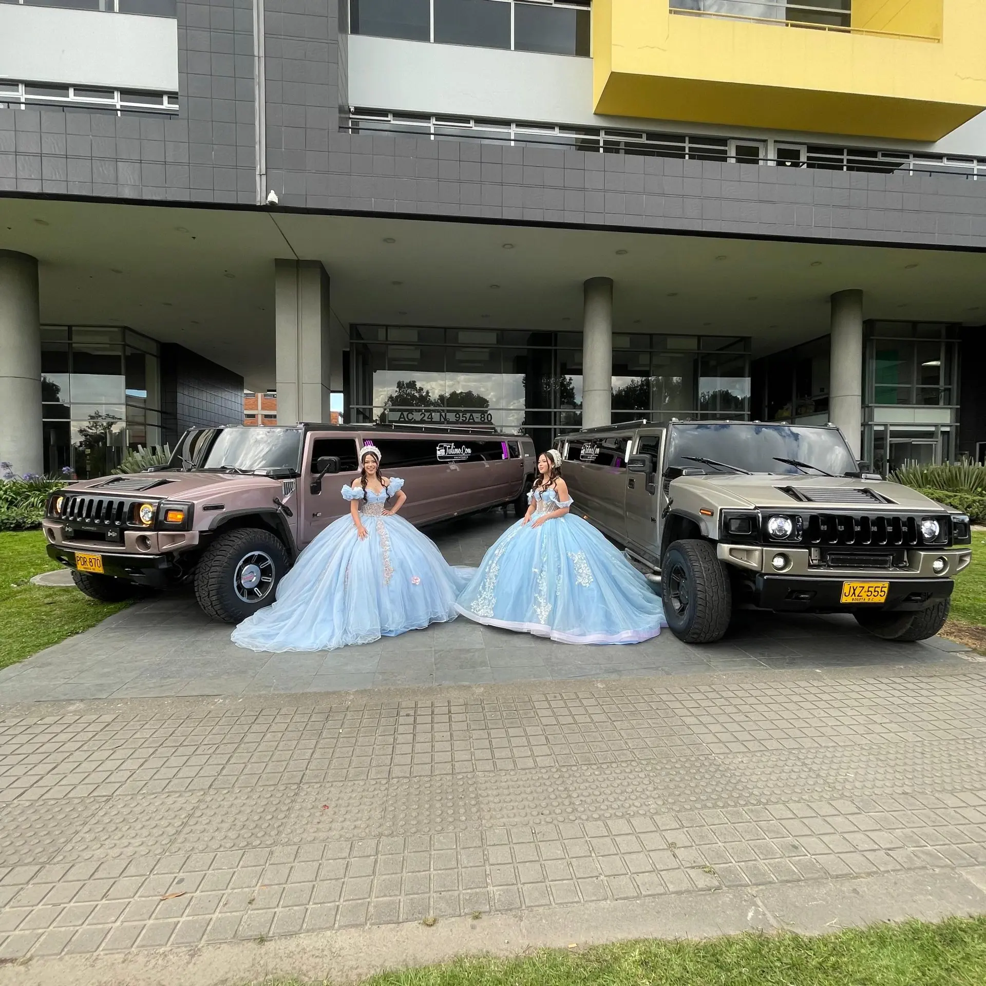 LIMOSINAS HUMMER